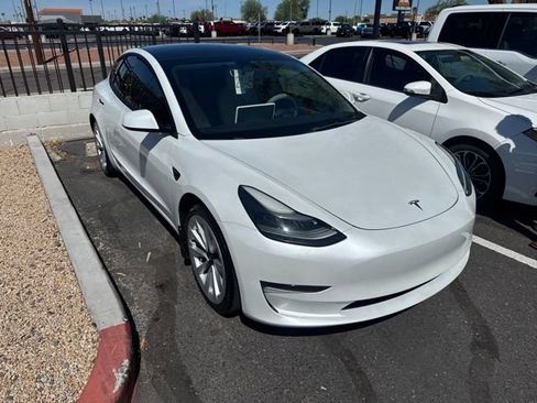 Used 2023 Tesla Model 3 Standard Range RWD image 6
