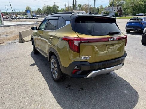 Certified 2024 Kia Seltos S FWD image 5