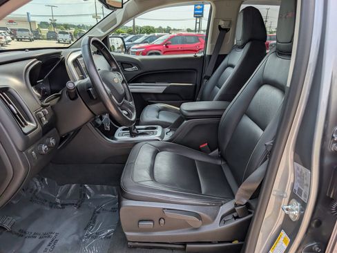 Used 2021 Chevrolet Colorado ZR2 w/ ZR2 Dusk Special Edition AWD/4WD image 16