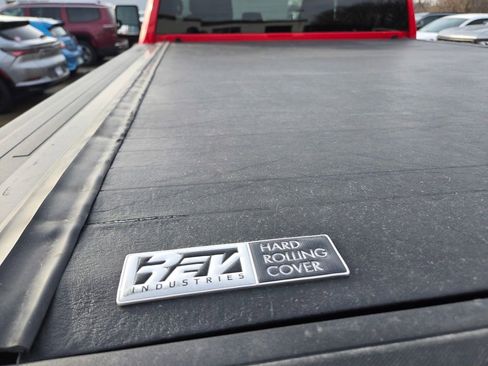 Used 2022 GMC Sierra 2500 SLE w/ SLE Value Package; image 31