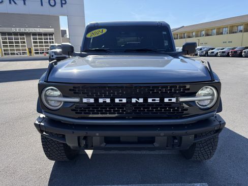 Used 2024 Ford Bronco Wildtrak image 2