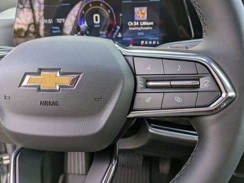 New 2026 Chevrolet Equinox LT image 13