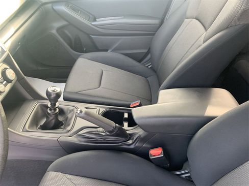 Used 2018 Subaru Crosstrek 2.0i image 21