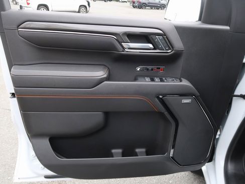 Certified 2022 GMC Sierra 1500 AT4 w/ AT4 Premium Package image 15