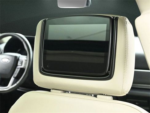 Used 2020 Ford Expedition Platinum image 22