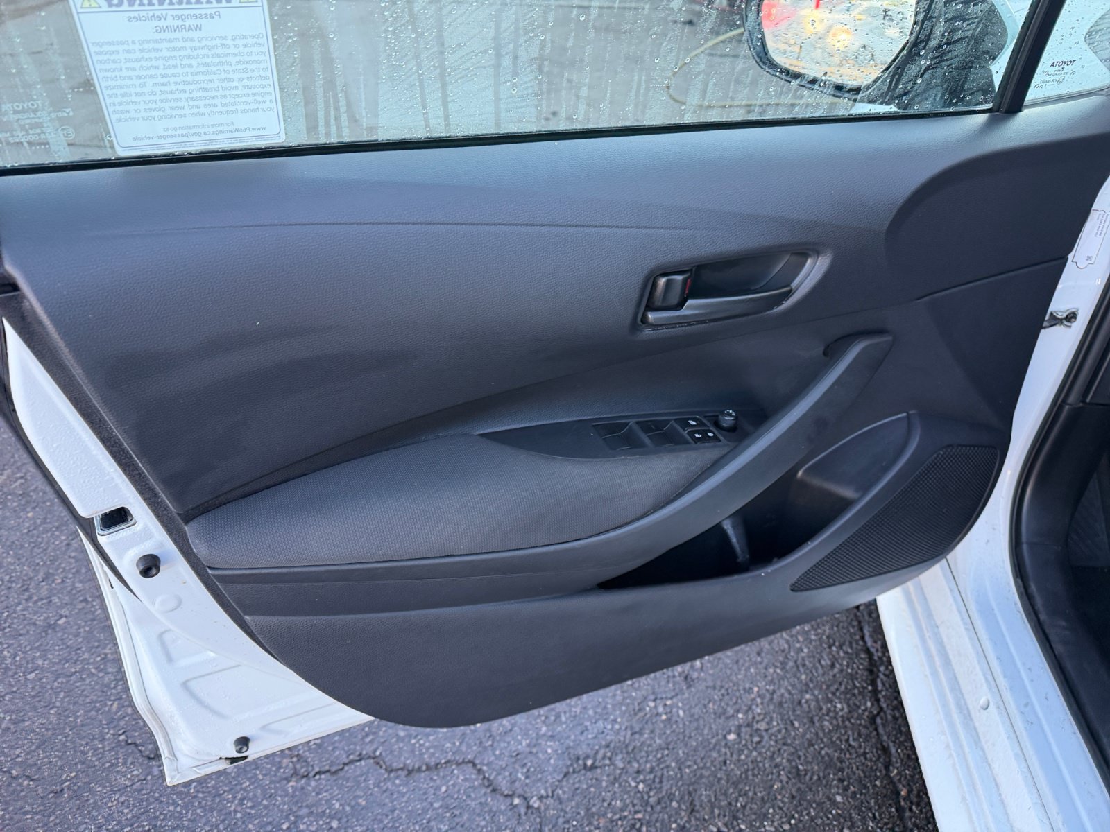 Used 2023 Toyota Corolla LE FWD image 19