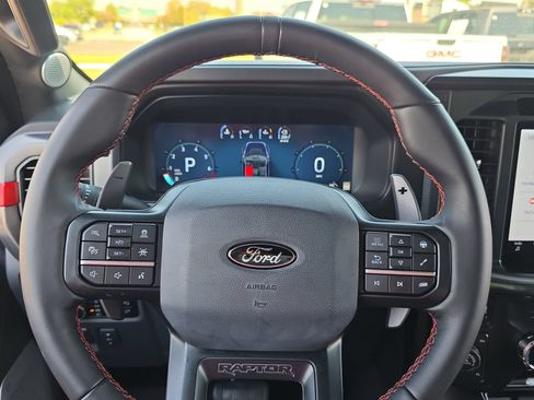 Used 2025 Ford F150 Raptor AWD/4WD image 21