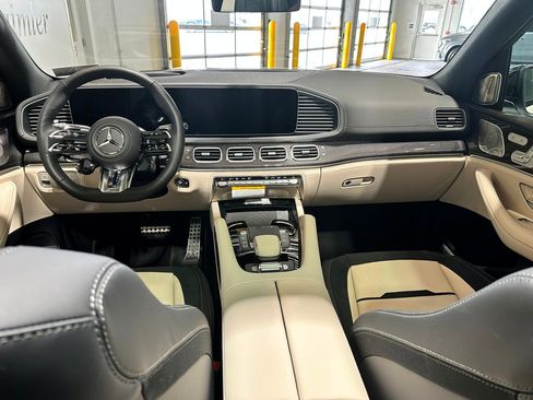 New 2026 Mercedes-Benz GLS 63 AMG 4MATIC image 6