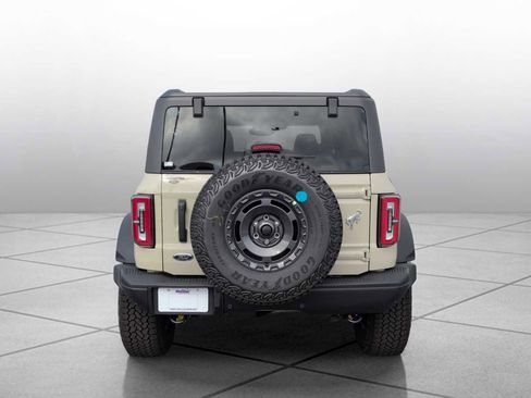 New 2025 Ford Bronco Badlands w/ Sasquatch Package image 4