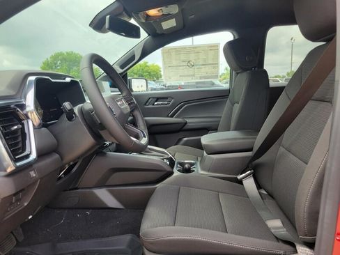 New 2026 GMC Canyon Elevation w/ Convenience Package RWD image 11