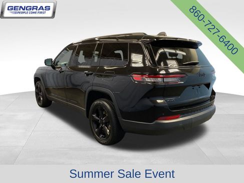 Certified 2025 Jeep Grand Cherokee L Altitude AWD/4WD image 5