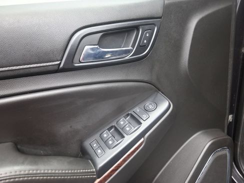 Used 2017 GMC Yukon SLE w/ SLE Value Package RWD image 6