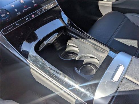 Certified 2024 Mercedes-Benz GLC 300 4MATIC image 11