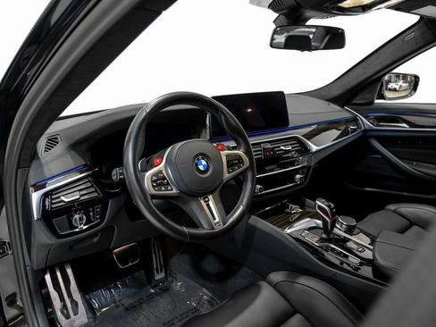 Used 2022 BMW M5 w/ Executive Package image 5