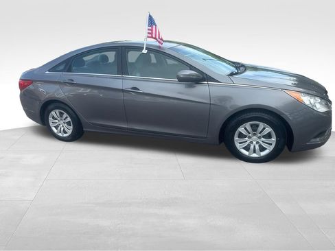 Used 2011 Hyundai Sonata GLS FWD image 28
