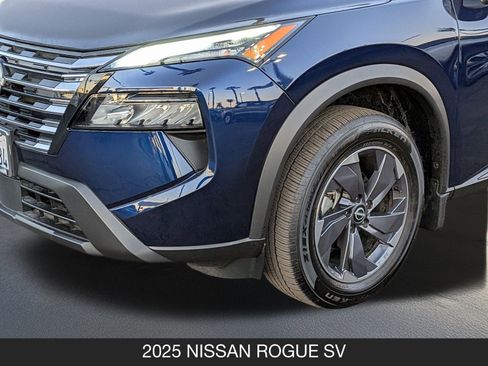 Certified 2025 Nissan Rogue SV image 11