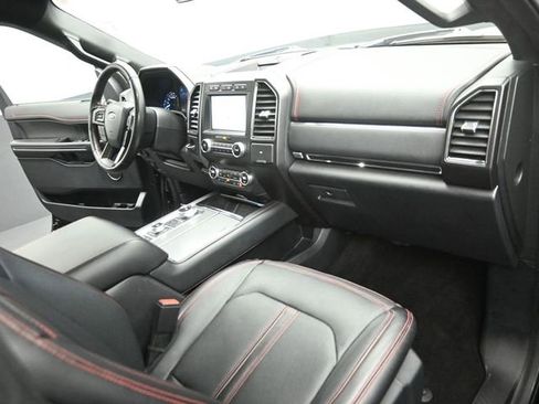 Certified 2020 Ford Expedition Limited w/ Equipment Group 303A image 33