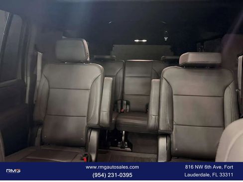 Used 2024 Chevrolet Suburban Z71 w/ Luxury Package image 15