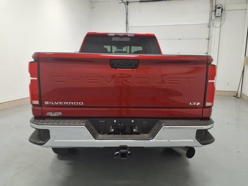 Used 2026 Chevrolet Silverado 2500 LTZ w/ LTZ Premium Package AWD/4WD image 4