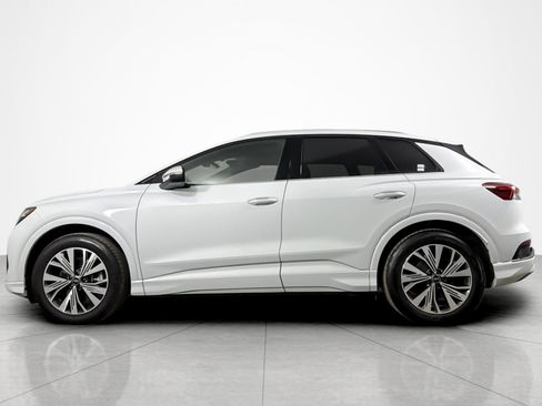 Used 2025 Audi Q4 e-tron Premium RWD image 2