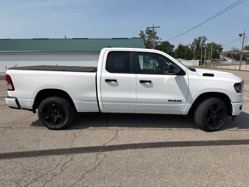 Used 2024 RAM 1500 Big Horn AWD/4WD image 9
