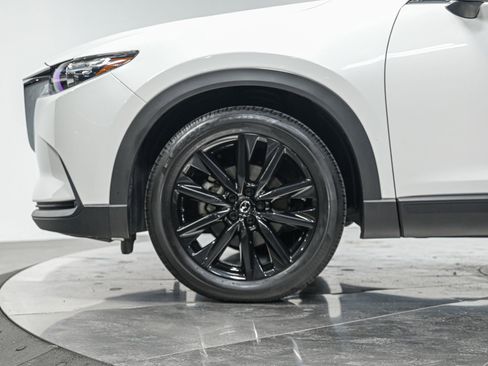 Used 2023 MAZDA CX-9 Touring Plus image 3