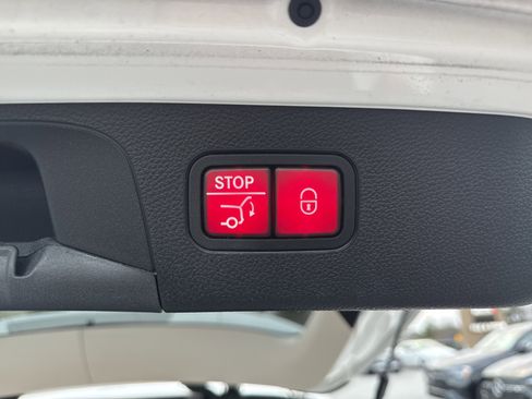 Certified 2022 Mercedes-Benz GLC 300 GLC 300 image 11