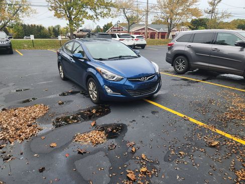 Used 2014 Hyundai Elantra SE w/ Option Group 02 image 13