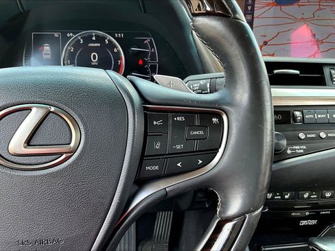 Used 2019 Lexus ES 350 w/ Accessory Package 2 FWD image 12