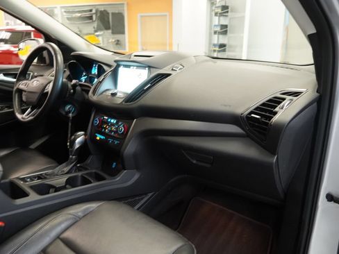 Used 2018 Ford Escape SEL AWD/4WD image 37