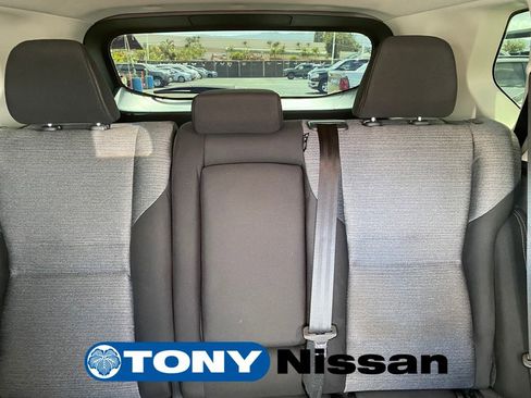 Used 2023 Nissan Rogue SV FWD image 18