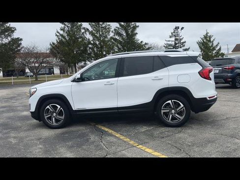 Certified 2021 GMC Terrain SLT FWD image 28