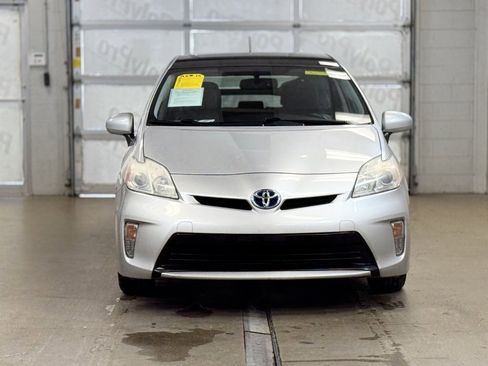 Used 2013 Toyota Prius Four image 2