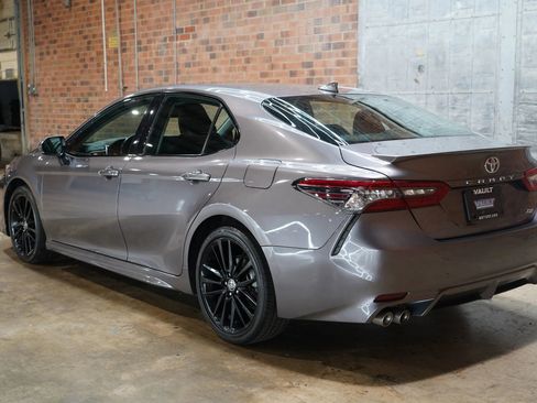 Used 2023 Toyota Camry XSE image 12