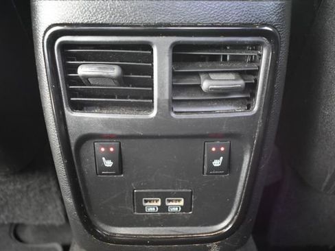 Used 2022 Dodge Charger R/T w/ Plus Group RWD image 39