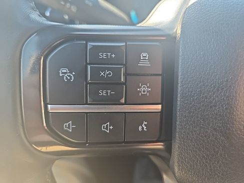 Used 2025 Ford F350 Platinum image 15