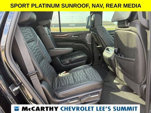 Used 2023 Cadillac Escalade Sport Platinum w/ LPO, ONYX Package image 31