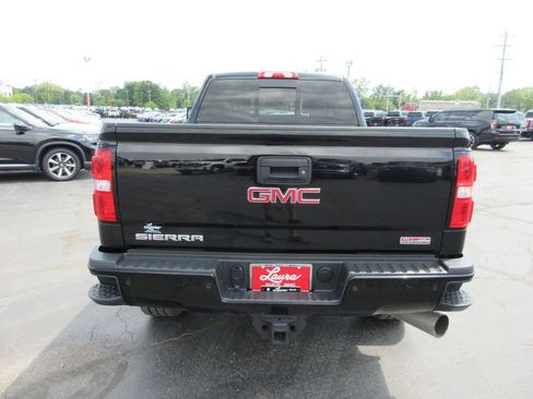 Used 2016 GMC Sierra 2500 SLT w/ Duramax Plus Package AWD/4WD image 6