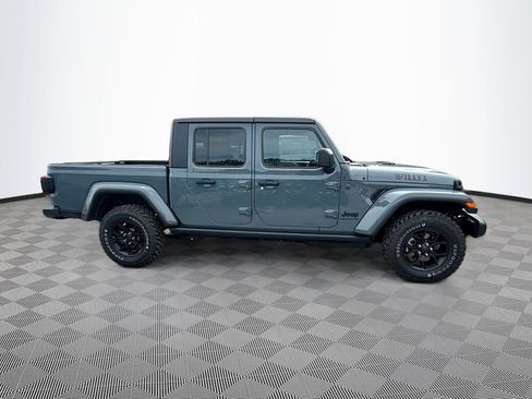 Used 2026 Jeep Gladiator Sport AWD/4WD image 5