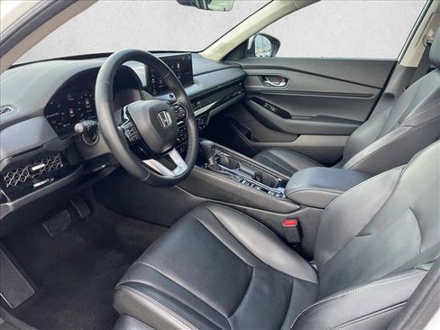 Used 2024 Honda Accord Touring image 9