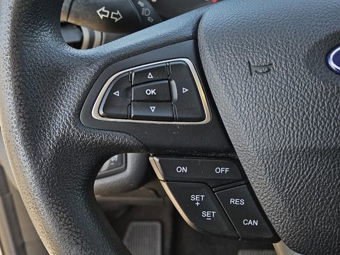 Used 2018 Ford Escape S image 11