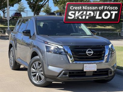 New 2025 Nissan Pathfinder S