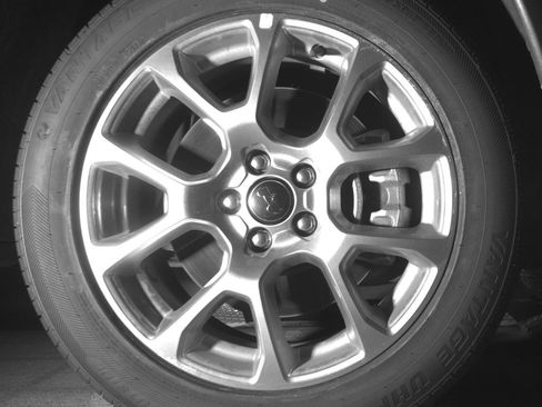 Used 2025 Jeep Compass Limited AWD/4WD image 13