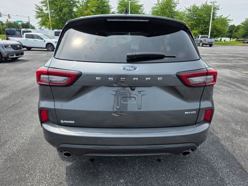 Certified 2023 Ford Escape ST-Line w/ Tech Pack #1 AWD/4WD image 4