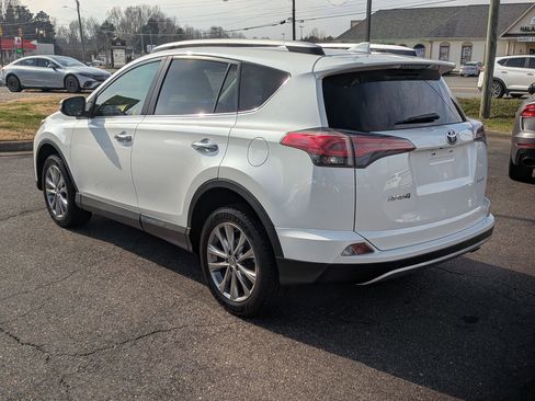 Used 2016 Toyota RAV4 Limited image 5