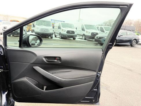 Used 2023 Toyota Corolla LE image 22