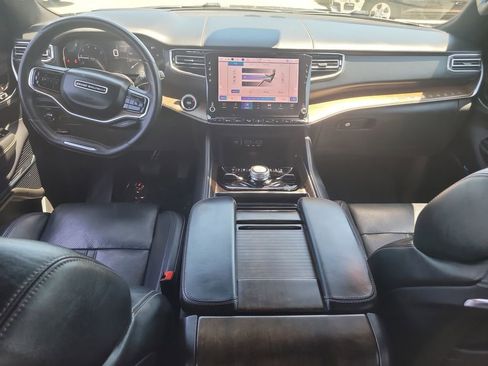 Certified 2024 Jeep Grand Wagoneer L 4WD image 17