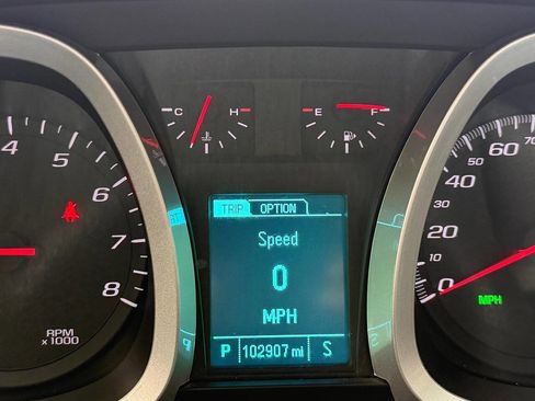 Used 2017 Chevrolet Equinox Premier w/ Enhanced Convenience Package image 37