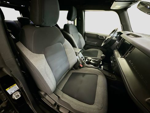 Used 2025 Ford Bronco Big Bend AWD/4WD image 32