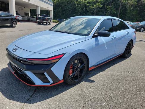 Used 2025 Hyundai Elantra N FWD image 1